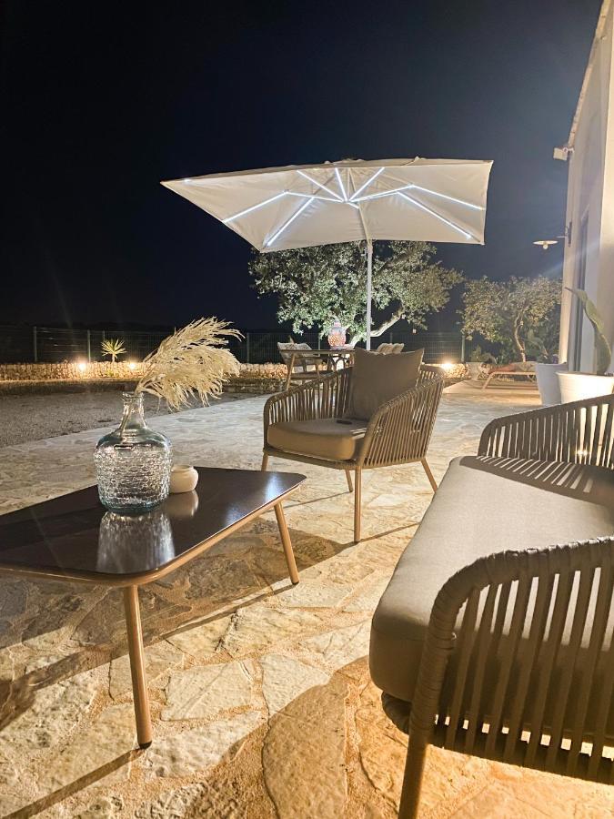 Enjoytrulli - Countryside Villa Noci Luaran gambar